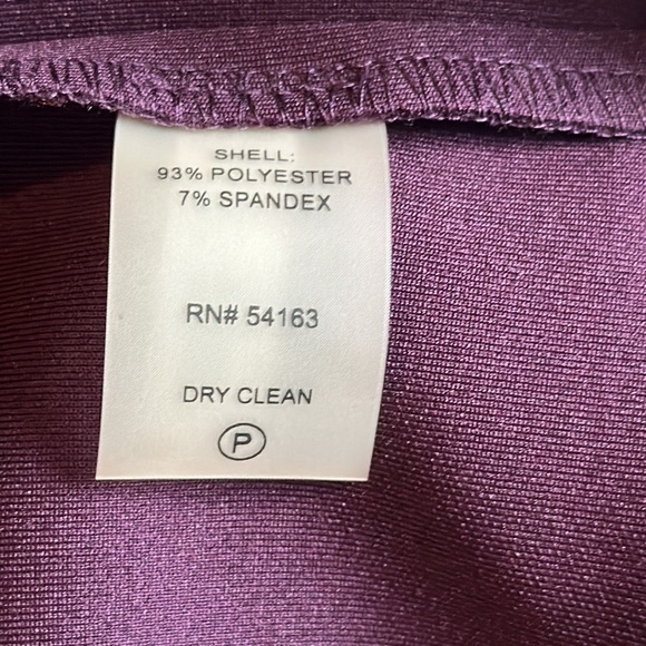 Calvin Klein Cold Shoulder Purple sheath midi dress, size 6 - Picture 3 of 5
